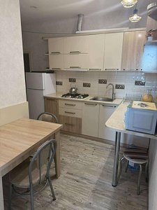 квартира с отдельной спальней 1+1, Батуми — 1+1 комн.