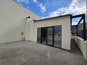 Apartment for sale in Vake on Ramishvili Street., Тбилиси — 3+1 комн.