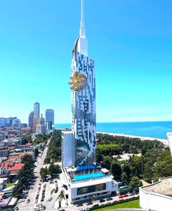 Продается квартира в премиум-комплексе BАTUMI TOWER (башня MERIDIAN)., Батуми — 2+1 комн.