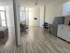 Просторная 1+1 в районе Агрохаба, Батуми