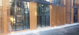 Сдается коммерческое помещение в Тбилиси, пр. Руставели, Тбилиси