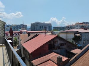 2+1 рядом с Парком 6 мая, Батуми — 2+1 комн.