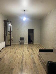 იყიდება ბინა თავისუფლების მოედანზე, Тбилиси