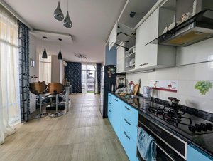 Квартира 3+1 в старом городе, Батуми — 3+1 комн.