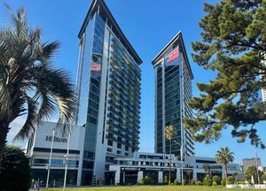 🌟 Продаётся квартира в ЖК премиум-класса HILTON BATUMI, Батуми — 3+1 комн.