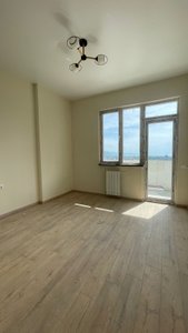 Светлая 1+1 в районе Аллеи Героев, Батуми — 1+1 комн.