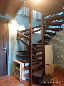 Коммерческий объект в Тбилиси, Тбилиси