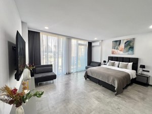 Продается студия в ЖК BATUMI VIEW (20 м от моря), Батуми — Сту комн.