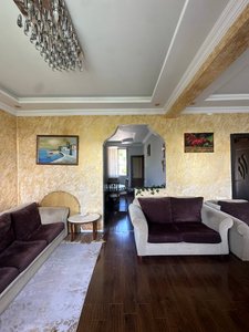 3-х этажный дом в Букнари , Батуми — 5+ комн.