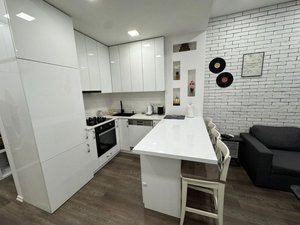 3+1 квартира на Пиросмани , Батуми — 3+1 комн.