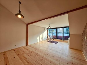 Apartment for sale in Sololaki on Lermontov Street, Тбилиси — 1+1 комн.