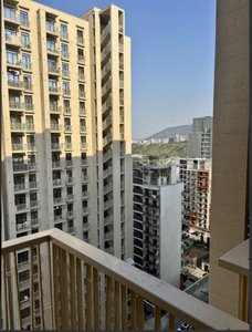 Apartment for sale in Saburtalo on Kartozia Street., Тбилиси — 1+1 комн.
