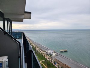 Продается 1+1 с видом на море в Orbi Beach Tower, Батуми — 1+1 комн.