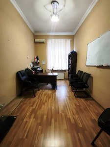 Сдается офисная площадь в Тбилиси, Мтацминда, Тбилиси