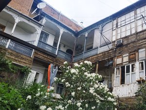 იყიდება ბინა ვერაზე, Тбилиси