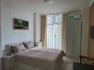 Продаётся светлая в  ЖК Star Palace, Батуми — Сту комн.