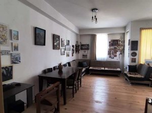 Продается квартира в Тбилиси, Мтацминда, Тбилиси — 2+1 комн.