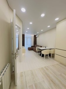 Black Sea Towers 1+1 51 m2, Батуми — 1+1 комн.