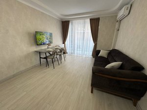 Сдача квартиры 1+1 на Алее Героев, Батуми — 1+1 комн.