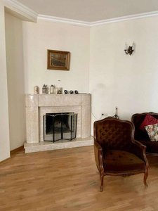 Apartment for sale in Saburtalo on Chikovani Street., Тбилиси — 3+1 комн.