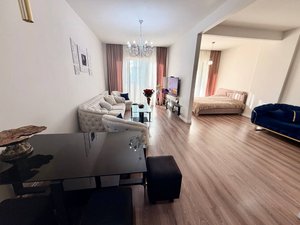 Продается большая 2х-комн квартира, Батуми — 1+1 комн.