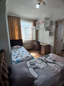  Сдаётся квартира в центре Батуми , Батуми — 3+1 комн.