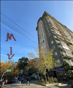 Apartment for sale in Saburtalo on Vaja Pshavela Street., Тбилиси — 2+1 комн.