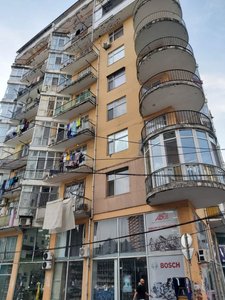 1+1 на Ангиса 8 , Черный каркас, Батуми — 1+1 комн.