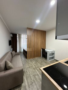 Зонированная студия в Bagrationi Residence, Батуми — Сту комн.