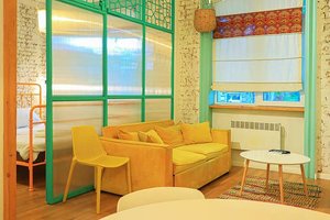 Apartment for sale in Sololaki on Iashvili Street., Тбилиси — Сту комн.