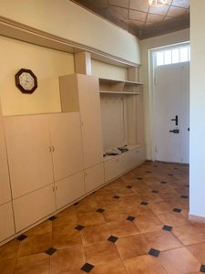 Продается 3-комнатная квартира в Тбилиси на площади Свободы, Тбилиси — 2+1 комн.